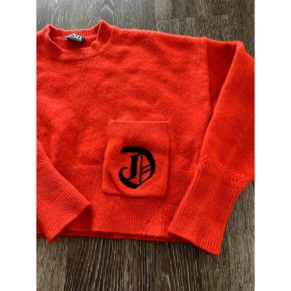 EUC Diesel Red Cropped Wool Cashmere Sweater Distressed Hem Logo Pocket Sz Small - Picture 10 of 16
